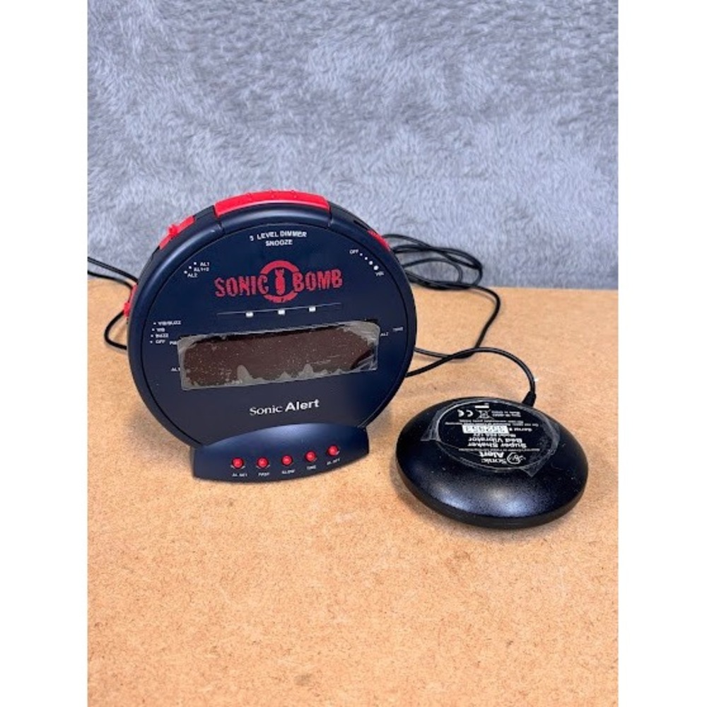 Sonic Alert Sonic Bomb SBB500SS-v3 Dual Alarm Clock with Bed Shaker Black Red